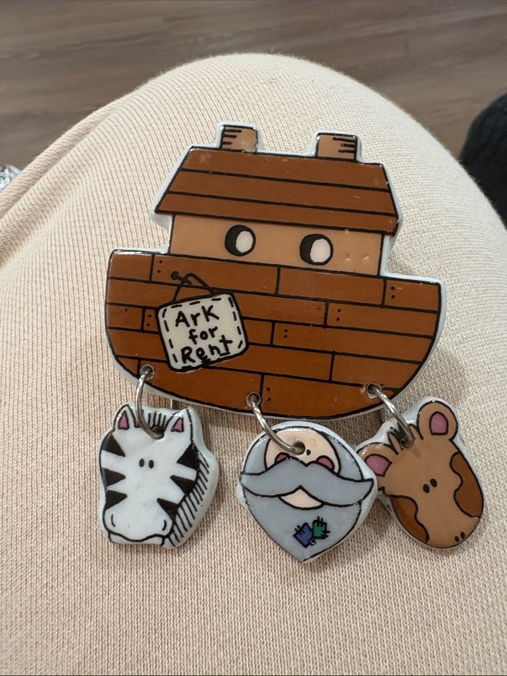 Noah's Ark for Rent Pin Brooch Ceramic Hanging Charms Zebra Giraffe 2.75" Brown
